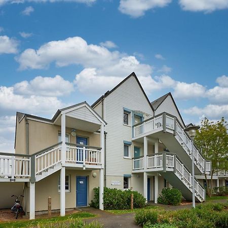 L'Alouette - Appt En Residence Avec Terrasse Courseulles-sur-Mer Exterior photo